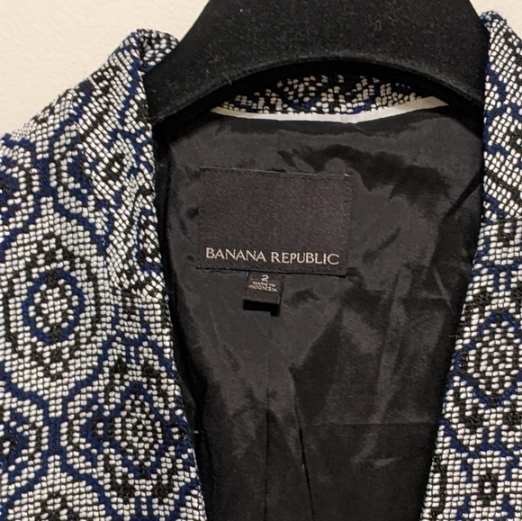 Banana Republic Colarless Tile Jacquard Print Blazer - Picture 3 of 5